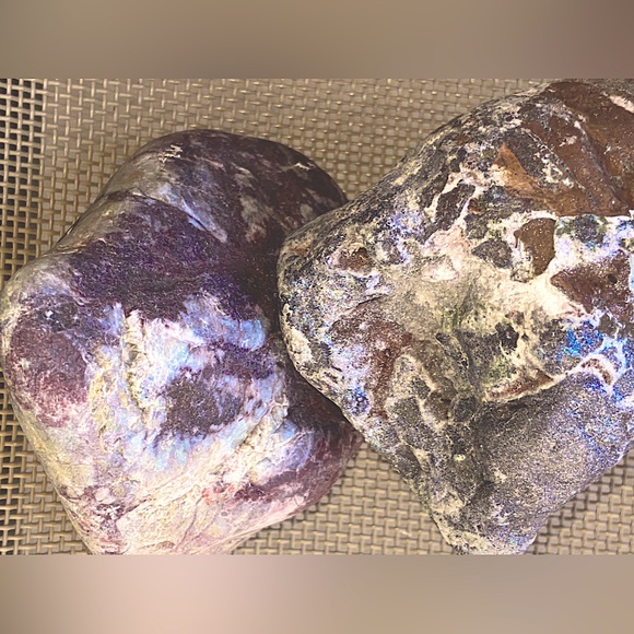 2 Beautiful Decorative Aquarium, Terrarium, Beneficial Bacteria 🦠 Natural Rocks - Picture 6 of 16